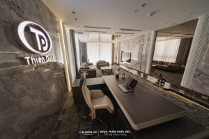 Bàn làm việc cá nhân thiết kế tối ưu không gian – Phù hợp cho Work From Home 2025