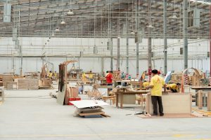 Hậu trường sản xuất: Một ngày ở xưởng nội thất Slim có gì đặc biệt?